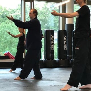 Karate, Kinder Karate, Kindergarten Kinder, Jugendliche, Erwachsenen Karate, Lebensschule, Lifeskills, Kampfsport, Karate Training, Selbstverteidigung, Krav Maga, Zürich, Dübendorf, Fällanden, Uster, Wallisellen, Dietlikon, Selbstschutz, Karate, Kung Fu, Judo, Erwachsenen Selbstverteidigung, 8600, 8001, 8117, 8606, Volketswil, Kampfkunst, Kampfsport, 8304, 8605, Krav Maga 360, Bruce Lee, Chuck Norris, Mobbing, Stop Mobbing, Kindergeburtstag, Kampfkunst Party, Aroha, Fitness, QiGong, Qi-Gong, Taichi, Arnis, MMA, JuJitsu, Brasilien JuJitsu, Ferien Camps, Shitoryu, Shukokai, Shitokai, Gojryu, Shotokan, Wadoryu, Kyusho, Kyusho Jitsu, Dillman, Paul Bowman, Pressure Points, Basel, Solothurn, Bern, Schweiz, Switzerland, Wild Goose Qigong, Dayan, Mixed Martial Arts, Probestunde, Trial Lesson, Online Training,