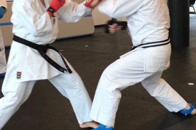 Dübendorf News, Karate, Krav Maga, Selbstverteidigung, Aroha, Fitness, Disziplin, Respekt, Lebensschule, Verteidigung, Kämpfen, Dübendorf Karate, Kinder Karate, Kindergarten Kinder, Jugendliche, Erwachsenen Karate, Lebensschule, Lifeskills, Kampfsport, Karate Training, Selbstverteidigung, Krav Maga, Zürich, Dübendorf, Fällanden, Uster, Wallisellen, Dietlikon, Selbstschutz, Karate, Kung Fu, Judo, Erwachsenen Selbstverteidigung, 8600, 8001, 8117, 8606, Volketswil, Kampfkunst, Kampfsport, 8304, 8605, Krav Maga 360, Bruce Lee, Chuck Norris, Mobbing, Stop Mobbing, Kindergeburtstag, Kampfkunst Party, Aroha, Fitness, QiGong, Qi-Gong, Taichi, Arnis, MMA, JuJitsu, Brasilien JuJitsu, Ferien Camps, Shitoryu, Shukokai, Shitokai, Gojuryu, Shotokan, Wadoryu, Kyusho, Kyusho Jitsu, Dillman, Paul Bowman, Pressure Points, Basel, Solothurn, Bern, Schweiz, Switzerland, Wild Goose Qigong, Dayan, Mixed Martial Arts, Probestunde, Trial Lesson